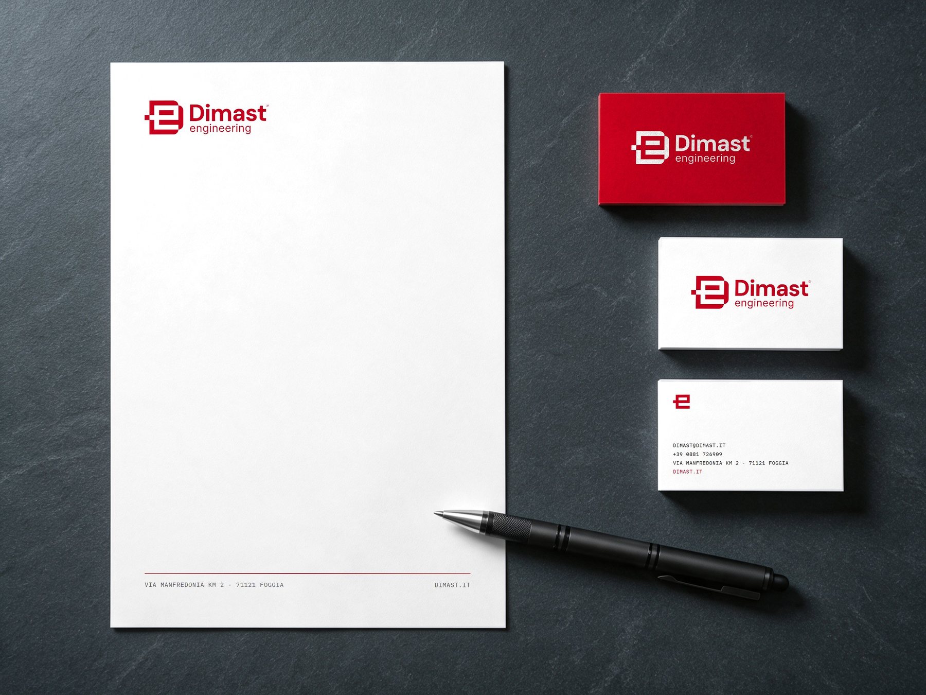 Mock-up di carta intestata e biglietti da visita DIMAST